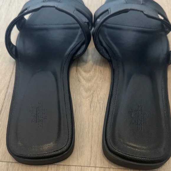 Oran black women’s sandals - Picture 4 of 5